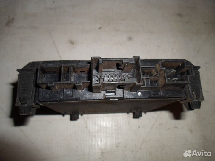 Блок комфорта (Mercedes-Benz E-class)