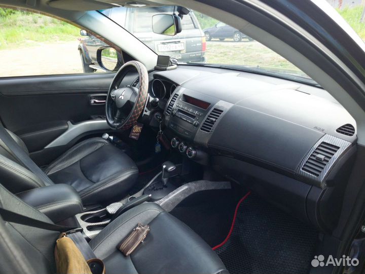 Mitsubishi Outlander 2.4 CVT, 2011, 146 796 км