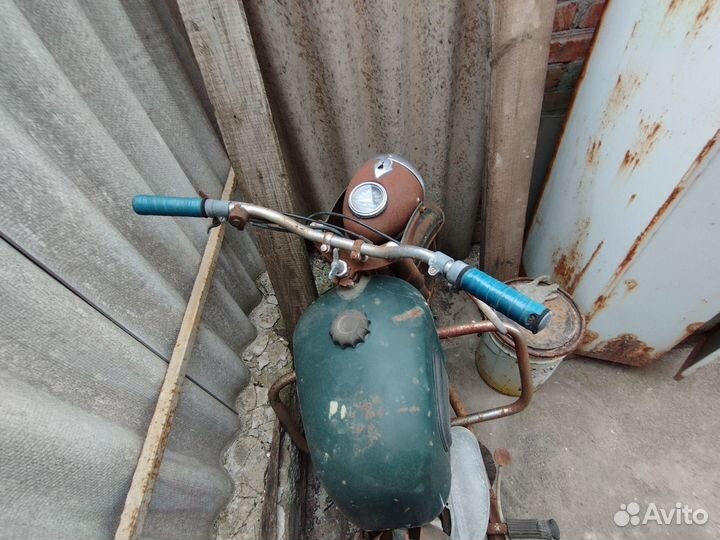 Мотоцикл Ковровец к-175