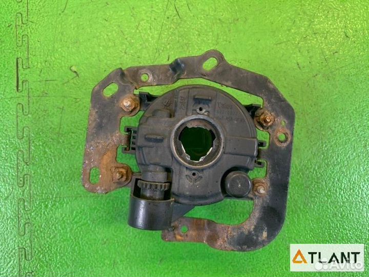 Туманка передняя mitsubishi delica D:5