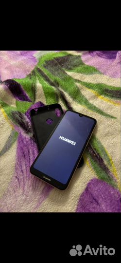 HUAWEI Y6 (2019), 2/32 ГБ