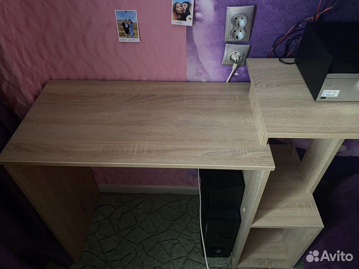 Компьютерный стол