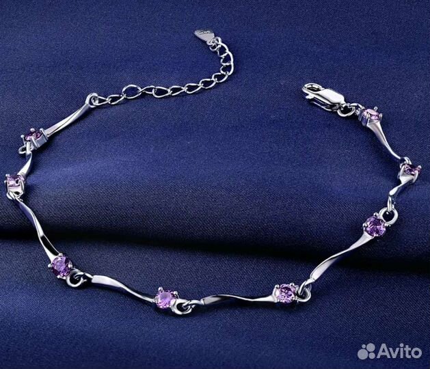 Серебряный браслет с муассанитом