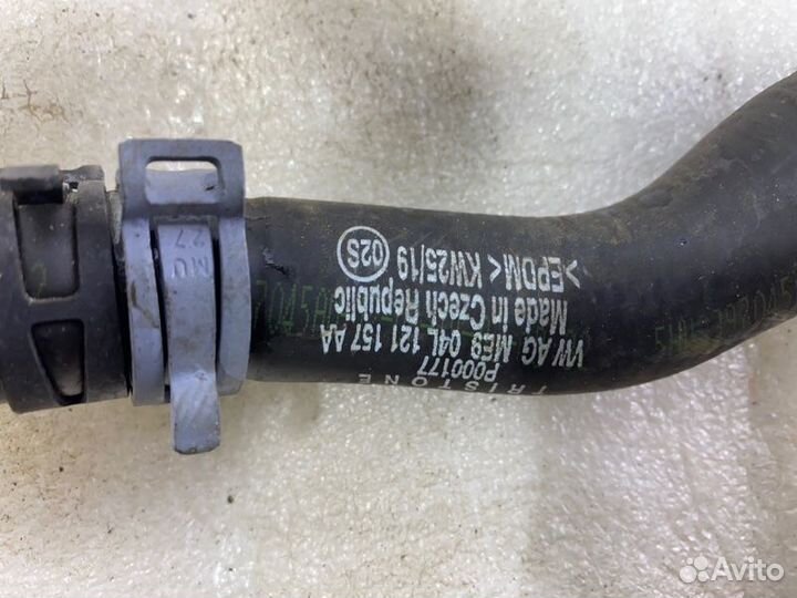 Трубка системы охлаждения Audi Q5 (Fy) 80A 2.0 TDI