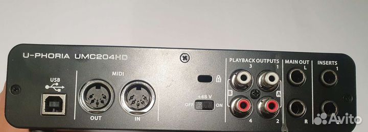 Микшерный пульт Behringer euphoria umc204hd