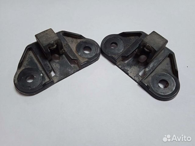 Фиксатор Направляющая багажника Ford Explorer 2