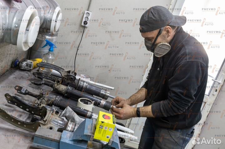 Амортизатор передний на Bentley