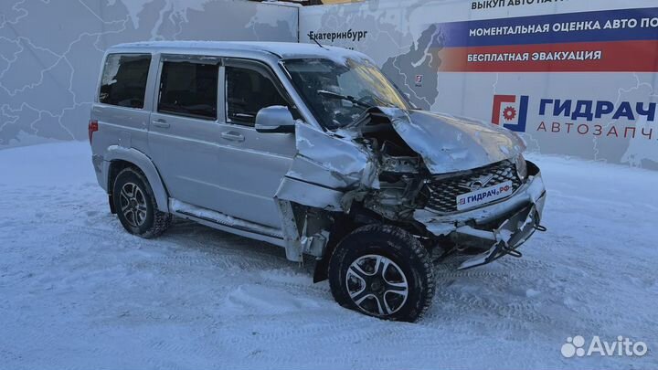 Дверь передняя левая UAZ Patriot