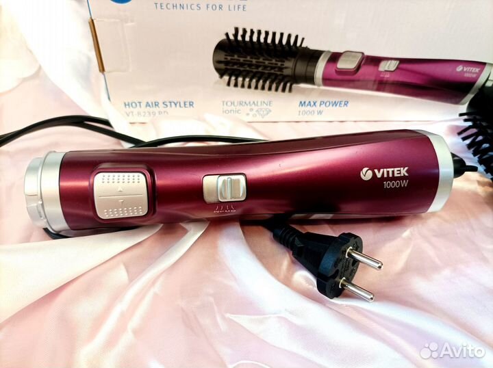 Самовращающаяся Фен-щетка Vitek, плойка