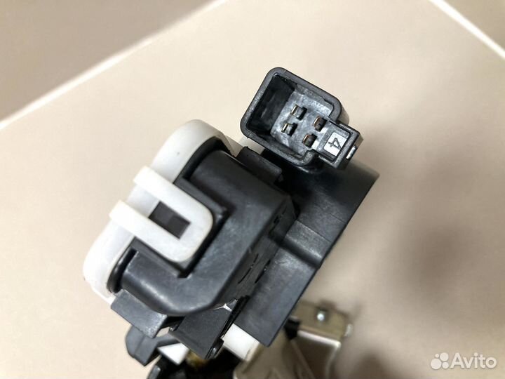 Замок двери багажника Mazda CX-5 2012-2017