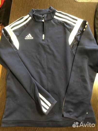 Спортивная одежда