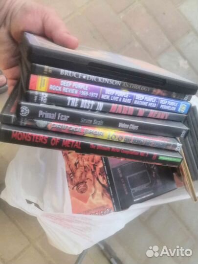 DVD диски тяжёлые рок дисков очень много