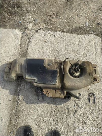 Бак Renault Clio 2/Lutecia2 1.4 MPI K7J 700 2000