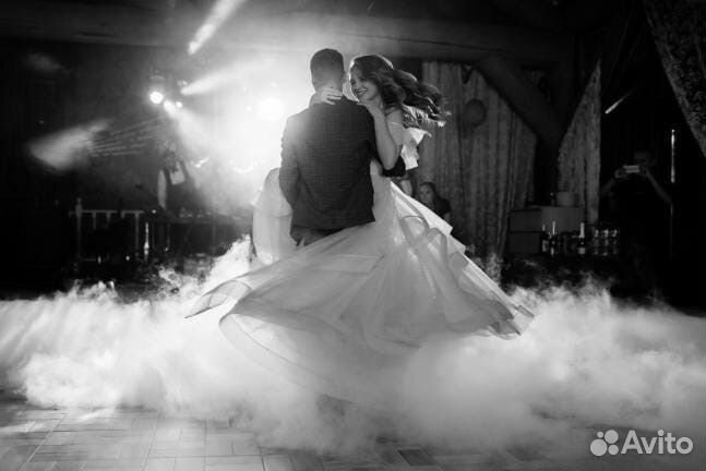 Тяжелый дым, конфетти, снег, холодные фонтаны