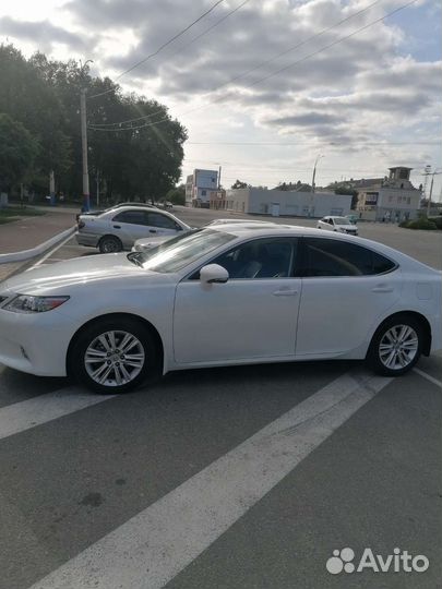 Прокат автомобиля с водителем