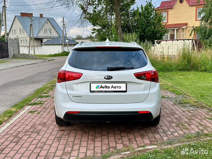 Kia Ceed 1.6 AT, 2017, 73 128 км