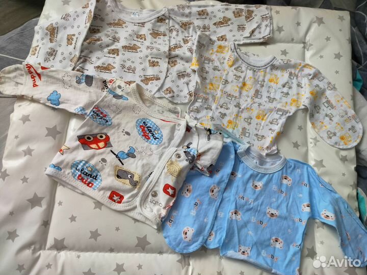 Ползунки и распашонки для мальчика