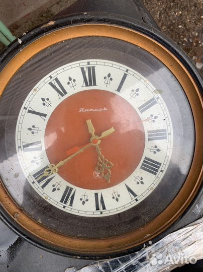 Часы настенные янтарь СССР
