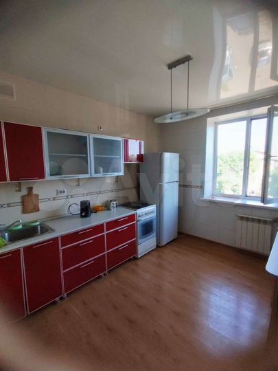 3-к. квартира, 80 м², 3/9 эт.
