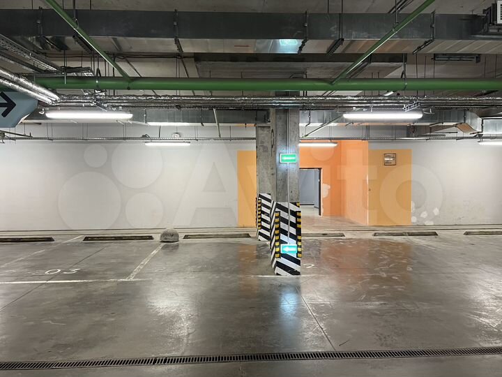 Машиноместо, 14 м²