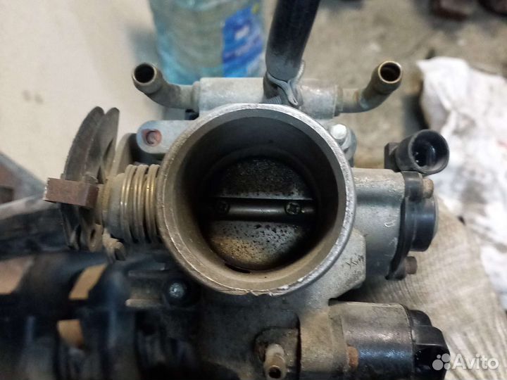 Дроссельная заслонка с датчиками Приора 2110