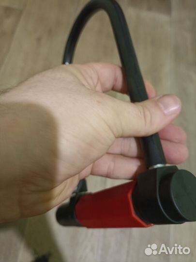 Жёсткий замок на велосипед, мопед, самокат