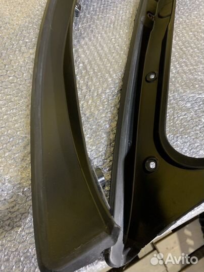 Водосток Mercedes w219