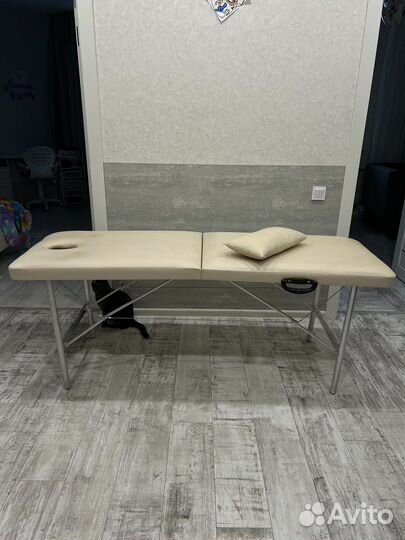 Массажный стол складной с вырезом