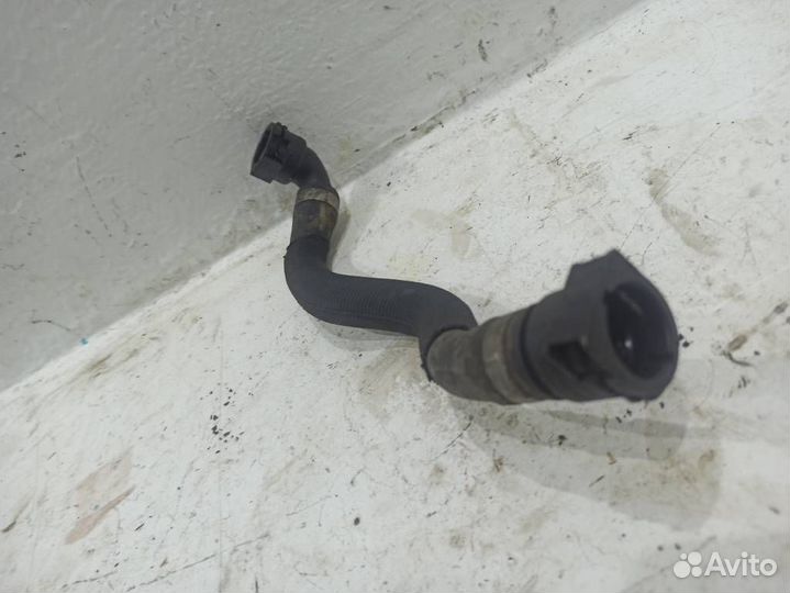 Патрубок системы охлаждения 17127794157