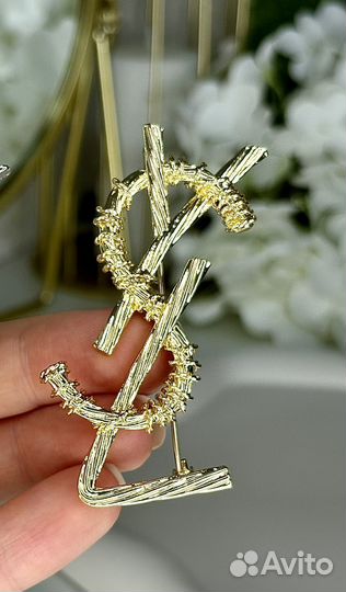 Брошь Стиль Ив Сен