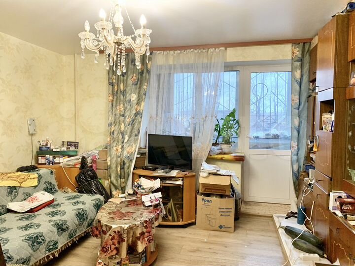 3-к. квартира, 64 м², 1/4 эт.