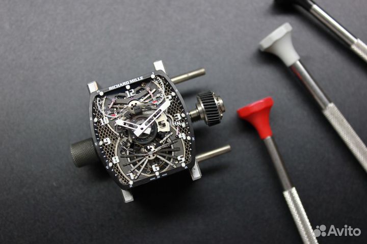 Ремонт швейцарских часов