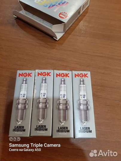 Свечи иридевые NGK izfr6b