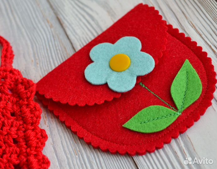 Сумочка вязаная для девочки набор