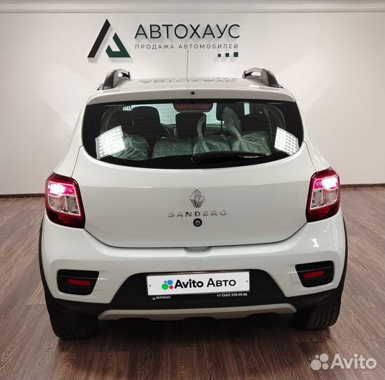 Renault Sandero Stepway 1.6 МТ, 2020, 75 251 км