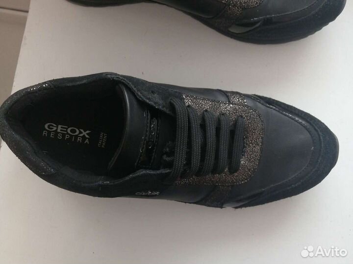 Кроссовки geox