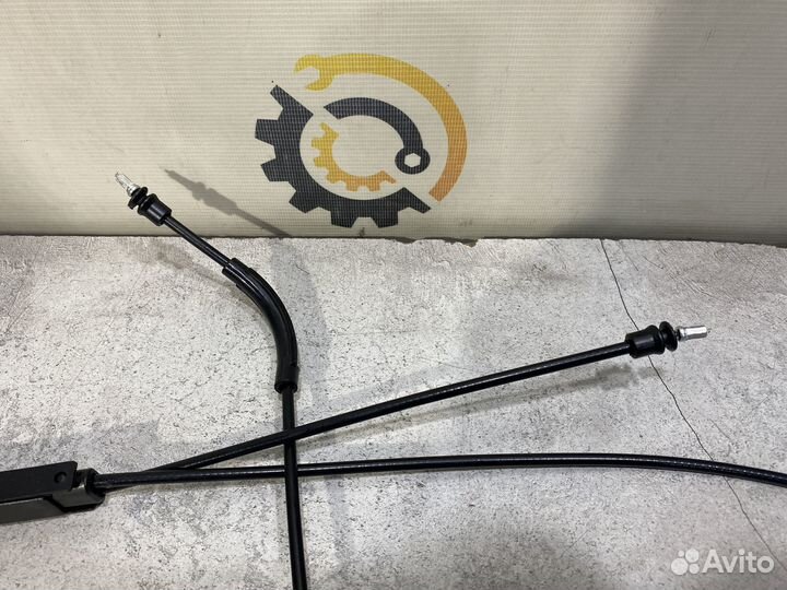 Трос капота Mercedes W204 A2048800059