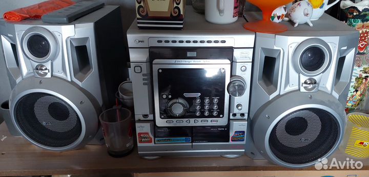 Музыкальный центр