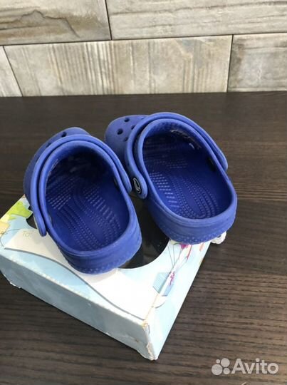 Сандали crocs 2 3