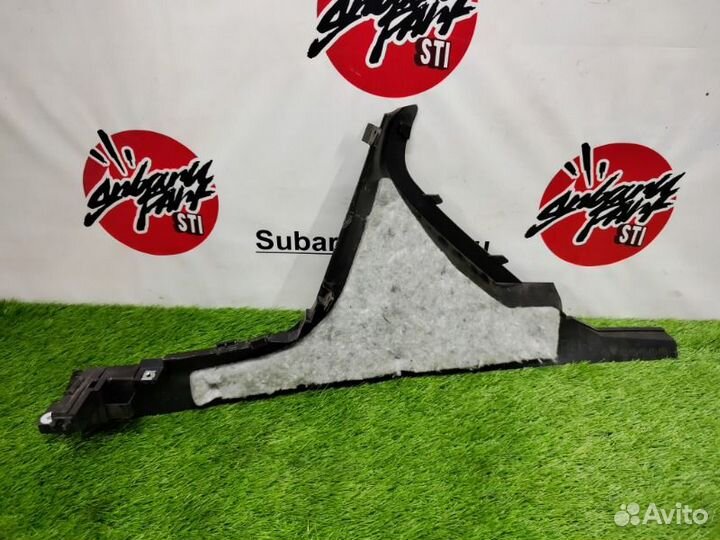 Обшивка центральной консоли левая правая Subaru