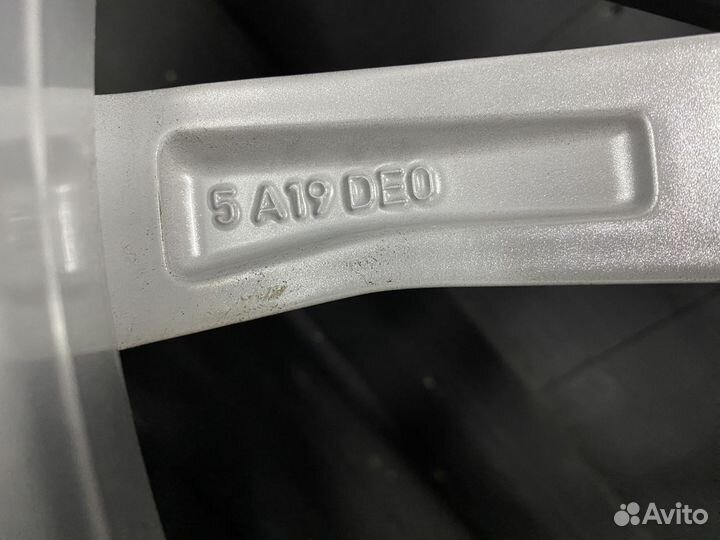 Оригинальные колёса BMW 7 Series VII G70 R19