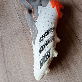 Бутсы adidas predator