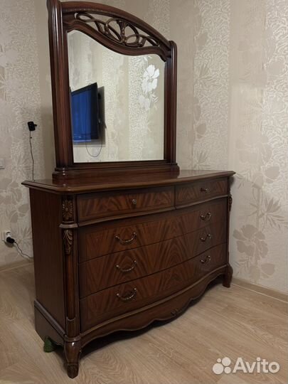 Шкафы и комоды