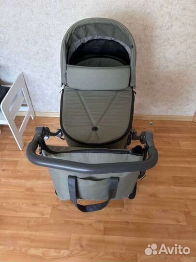 Коляска Roan Bass Next Classic 2в1