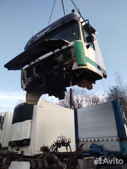 Кабина Megaspace Mercedes Benz Actros MP1