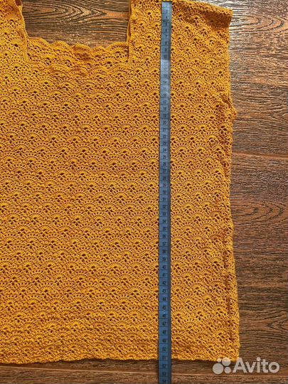 Вязанный топ ручной вязки