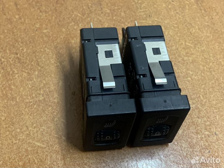 Кнопки подогрева сидений VW Passat B5