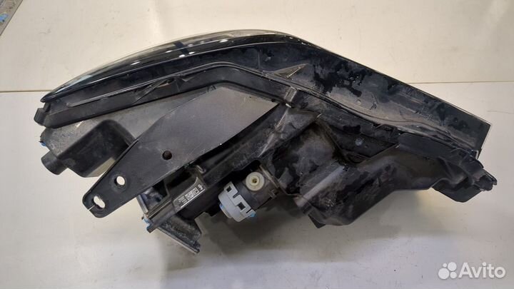 Фара (передняя) Mazda CX-30, 2021