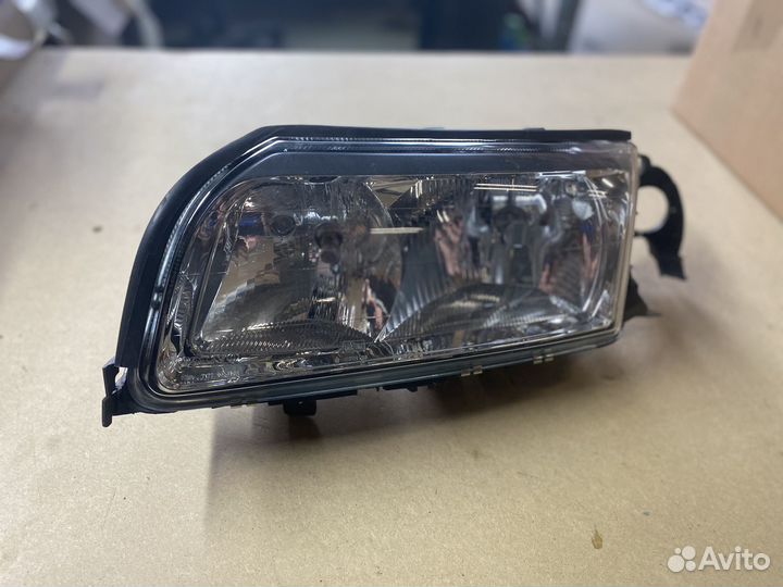 Фара передняя левая volvo s80