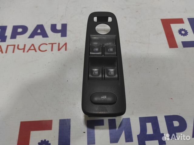 Блок управления стеклоподъемниками Renault Kaptur 254118722R